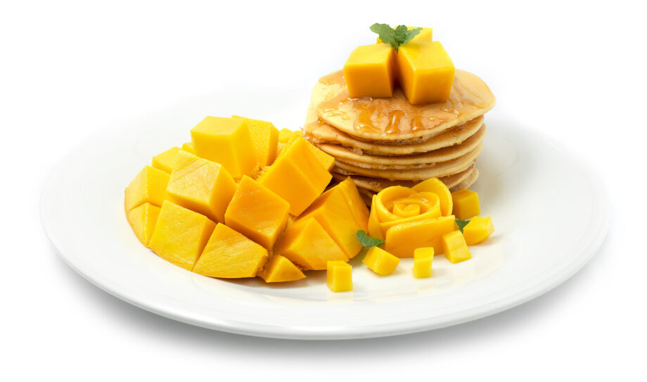 Mango with Pancakes and Honey Syrup Dessert Goodtasty Popular Su