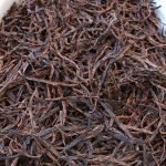 1-2 Taste Vanille BV – Premium vanilla cuts shown as dried dark brown sliced vanilla pods for extraction and infusion
