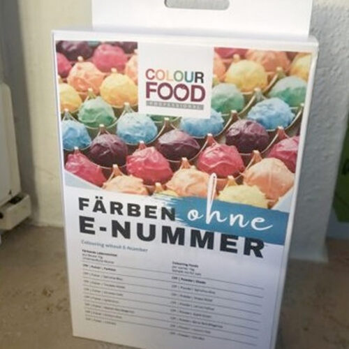 1-2 Taste BColors - Sample Box Powders – Colour Food display with assorted natural colour powders for food applications, labeled Farben ohne E-Nummer